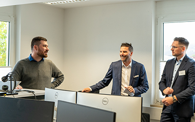 Hst journal - eröffnung des neuen gebäudes - - hs-technik